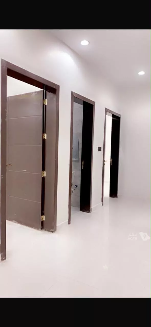 Floor for Rent in Riyadh Ar Rimal 7