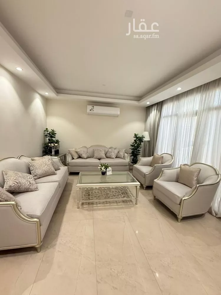 فيلا للبيع في شارع فاطمة أم البهاء, حي الرمال, مدينة الرياض, منطقة الرياض