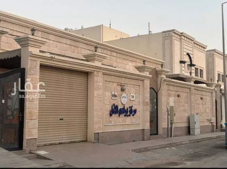 دور للبيع في شارع الامام النسائي, حي ضاحية الملك فهد, مدينة الدمام, المنطقة الشرقية