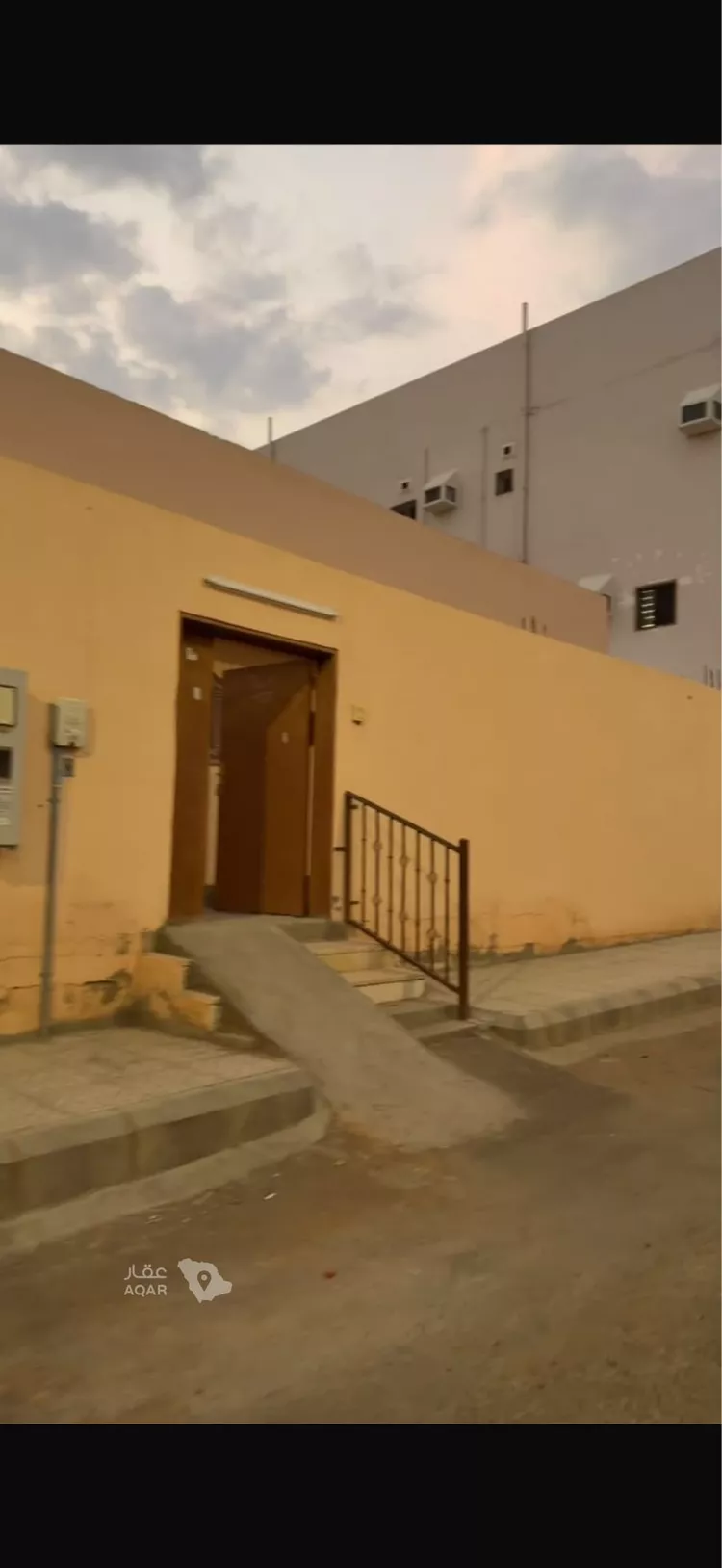 عمارة للبيع في شارع اسماعيل بن ابي اورس, حي المطار, مدينة المدينة المنورة, منطقة المدينة المنورة