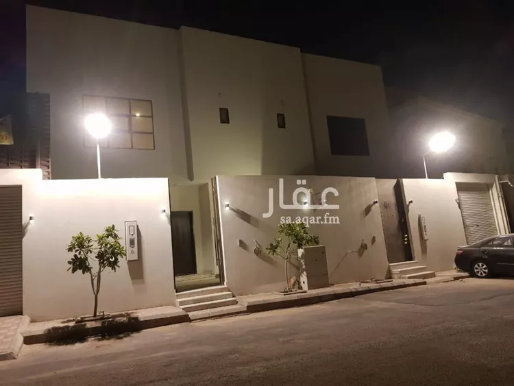 فيلا للبيع في شارع أحمد مفتي المكي الحنفي, حي المهدية, مدينة الرياض, منطقة الرياض 1 صورة