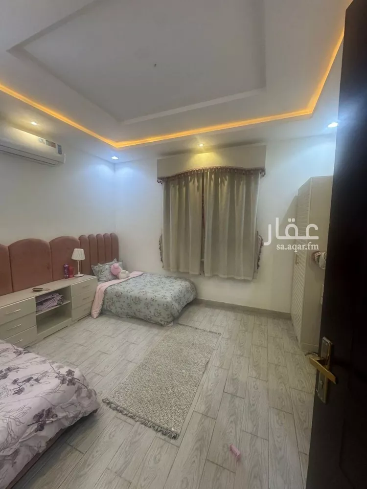 فيلا للبيع في شارع حمزة بن القاسم, حي الرمال, مدينة الرياض, منطقة الرياض 14