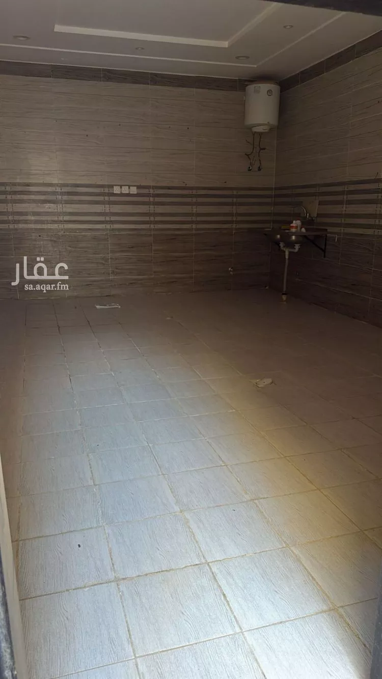 فيلا للإيجار في شارع أبي الطاهر الأنماطي, حي الرمال, مدينة الرياض, منطقة الرياض صورة 2