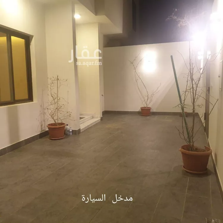فيلا للبيع في شارع أحمد مفتي المكي الحنفي, حي المهدية, مدينة الرياض, منطقة الرياض 17