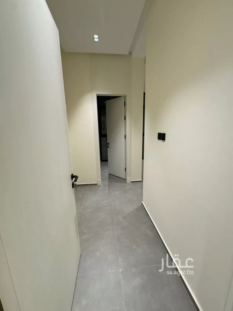 Apartment for Sale in Riyadh Al Malqa 14