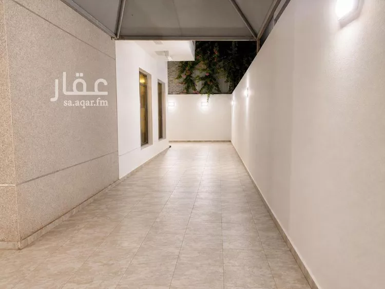 فيلا للإيجار في شارع علي بن أحمد العمري, حي العارض, مدينة الرياض, منطقة الرياض 22