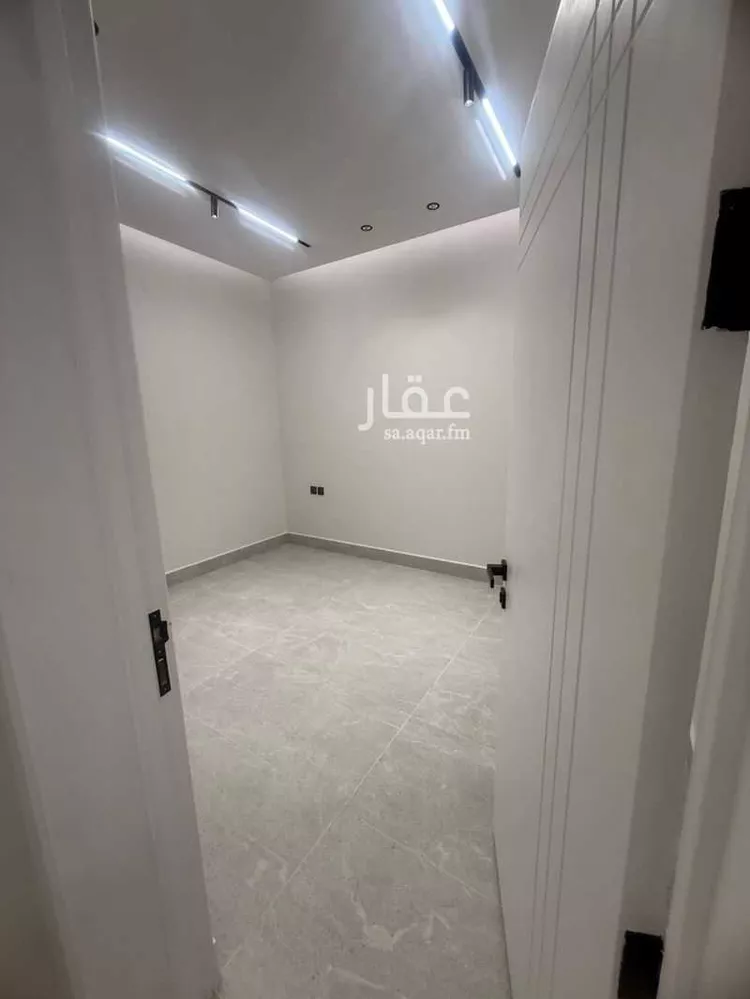 فيلا للبيع في شارع المشهد, حي اليرموك, مدينة الرياض, منطقة الرياض صورة 5