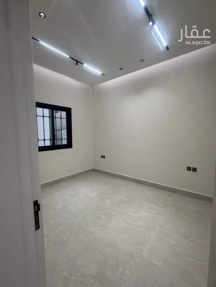 فيلا للبيع في شارع المشهد, حي اليرموك, مدينة الرياض, منطقة الرياض صورة 2