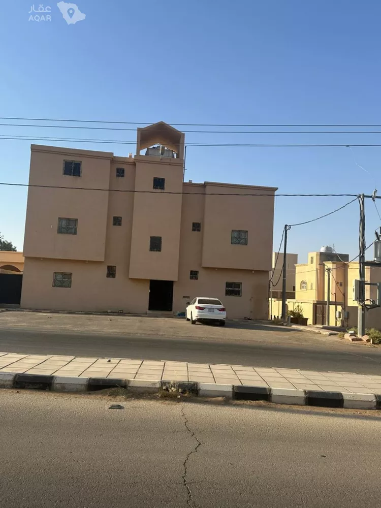 Building for Sale in Al Muzahimiyah Al GhatGhat صورة 3