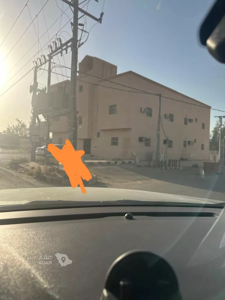 Building for Sale in Al Muzahimiyah Al GhatGhat صورة 4