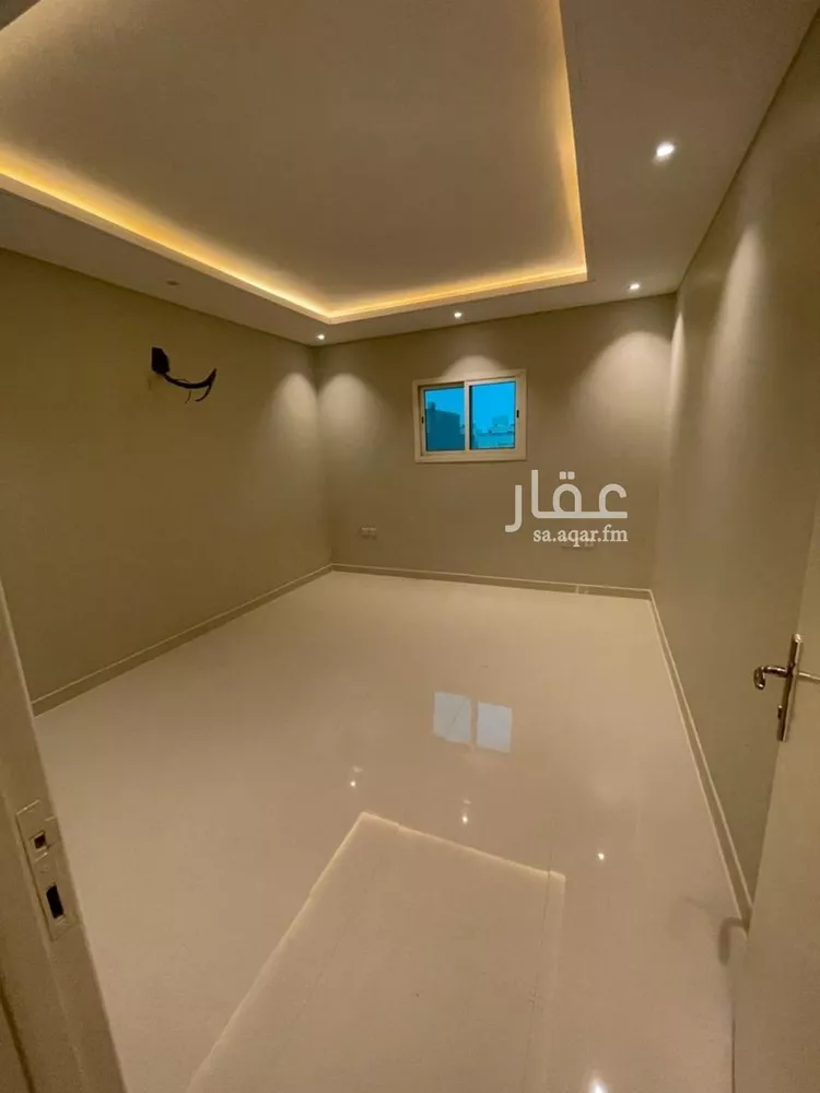 فيلا للبيع في شارع الأستاذ, حي النرجس, مدينة الرياض, منطقة الرياض 8