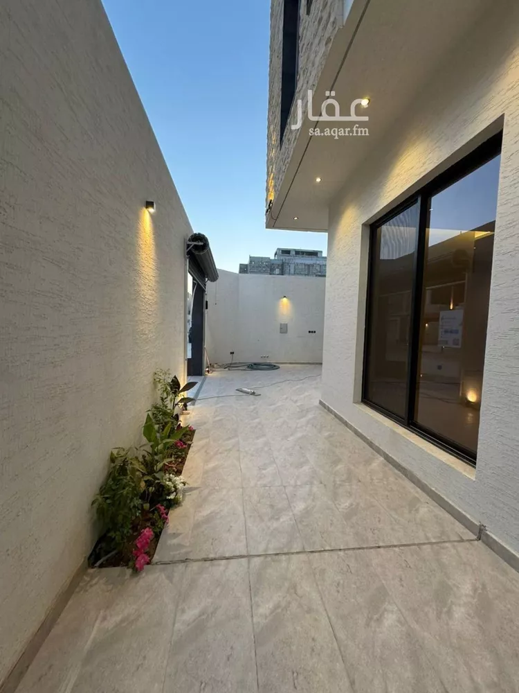 فيلا للبيع في شارع محمد بن فقيه, حي العارض, مدينة الرياض, منطقة الرياض صورة 3
