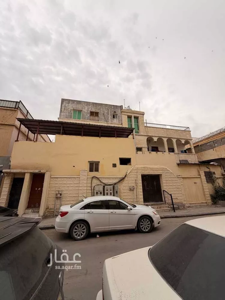 عمارة للبيع في شارع شارع, حي النخيل, مدينة الدمام, المنطقة الشرقية صورة 2