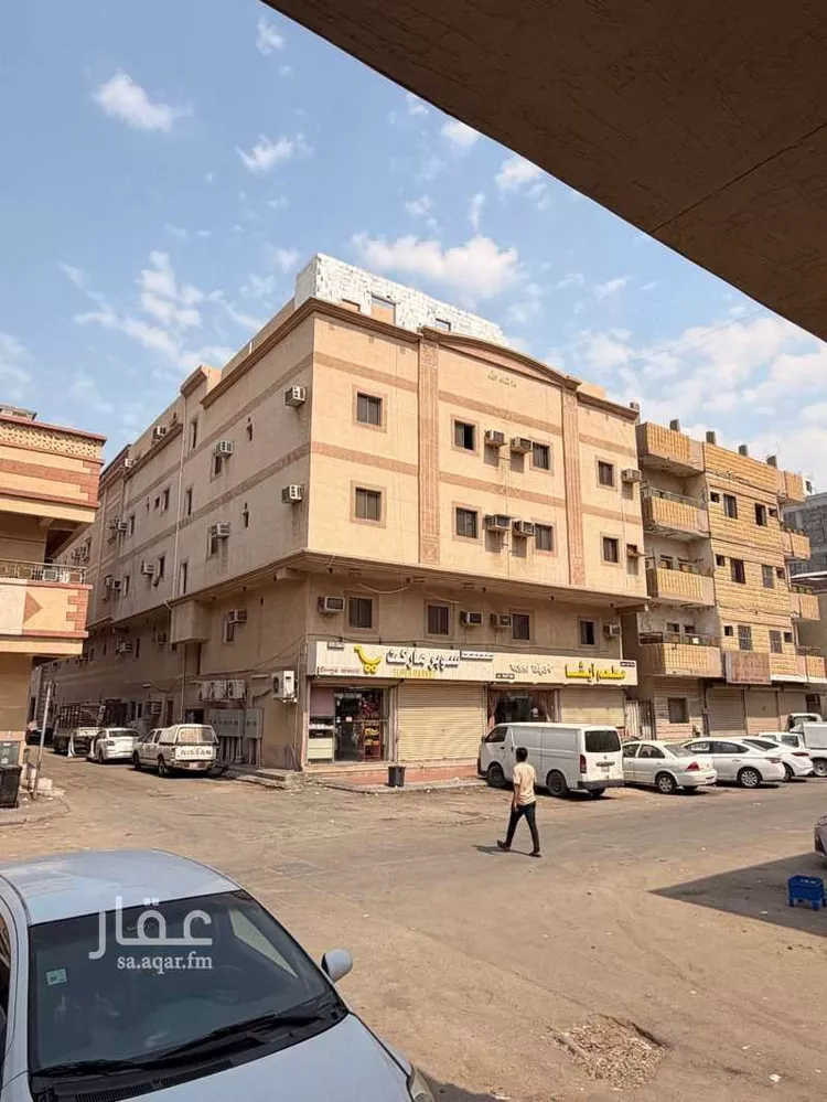 عمارة للبيع في شارع بشير ابن سعد, حي البادية, مدينة الدمام, المنطقة الشرقية