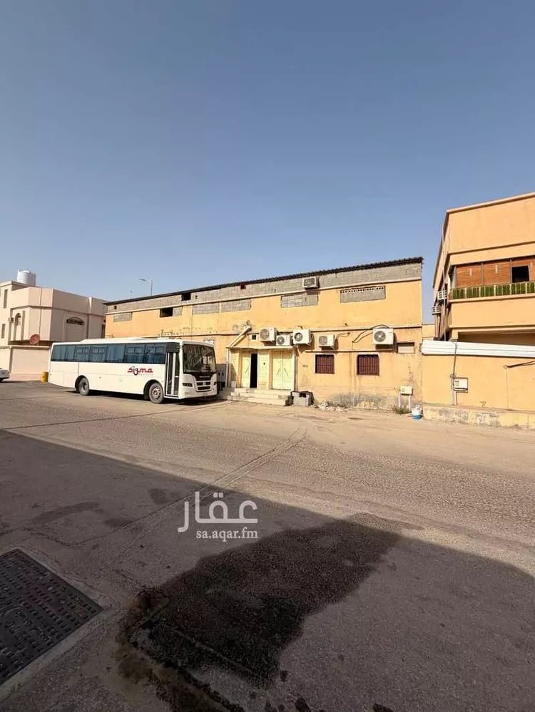 عمارة للبيع في شارع حصين بن محصن بن النعمان, حي الحفيرة, مدينة الاحساء, المنطقة الشرقية صورة 3