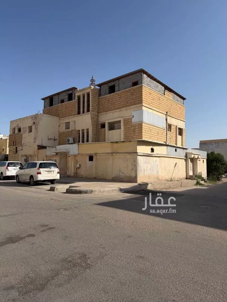 عمارة للبيع في شارع ابي محمد التاجر, حي محاسن الثاني, مدينة الاحساء, المنطقة الشرقية صورة 3
