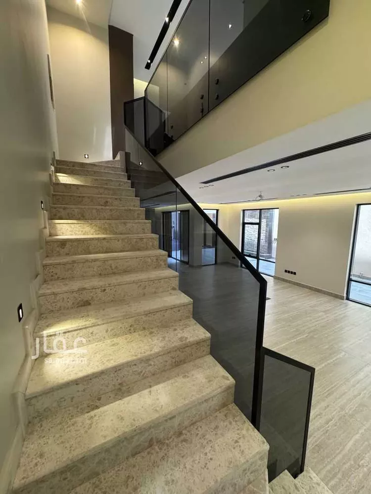 فيلا للبيع في شارع ابراهيم الحرثي, حي الصدفة, مدينة الدمام, المنطقة الشرقية صورة 2