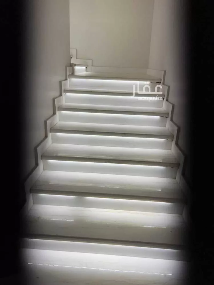 عمارة للإيجار في شارع ابي البركات الانصاري ، حي الضباط ، الرياض ، منطقة الرياض صورة 4