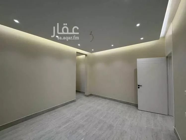 فيلا للبيع في شارع محمد بن أحمد الفاسي, حي المهدية, مدينة الرياض, منطقة الرياض 7
