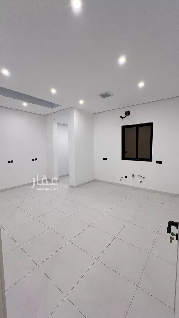 فيلا للبيع في شارع الأمير متعب بن عبدالعزيز, حي الشعلة, مدينة الدمام, المنطقة الشرقية صورة 5