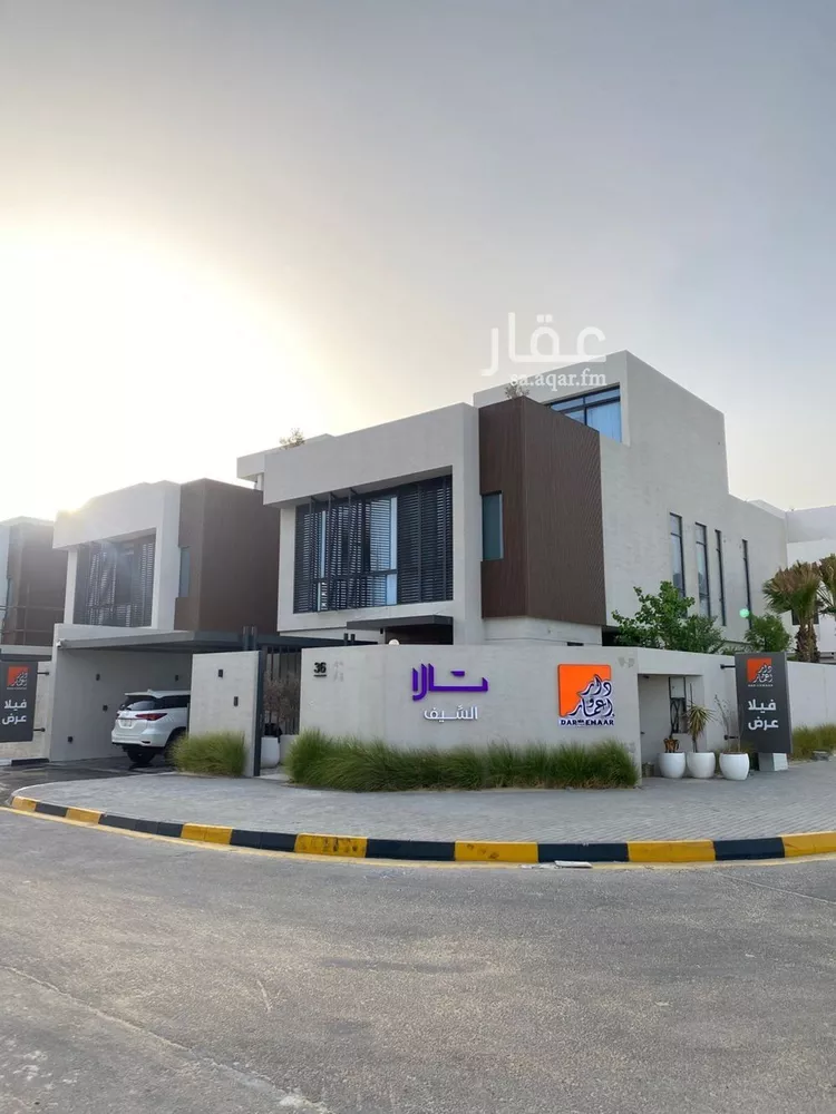 فيلا للبيع في شارع الاسدي, حي السيف, مدينة الدمام, المنطقة الشرقية