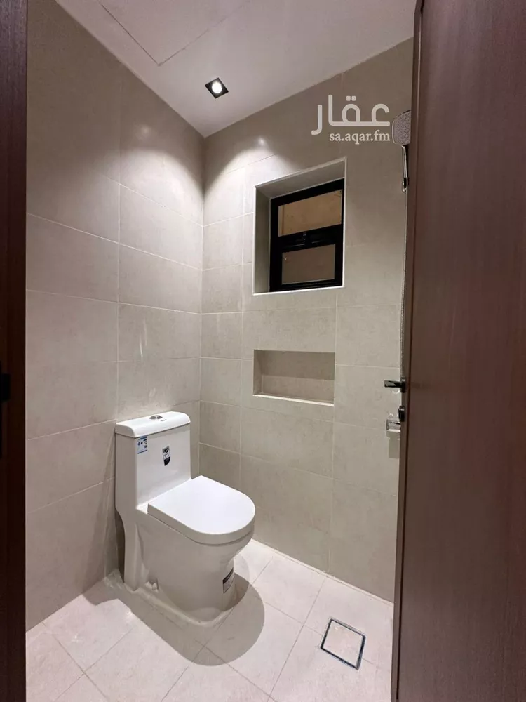 دور للبيع في شارع الفاخرة, حي عكاظ, مدينة الرياض, منطقة الرياض صورة 5