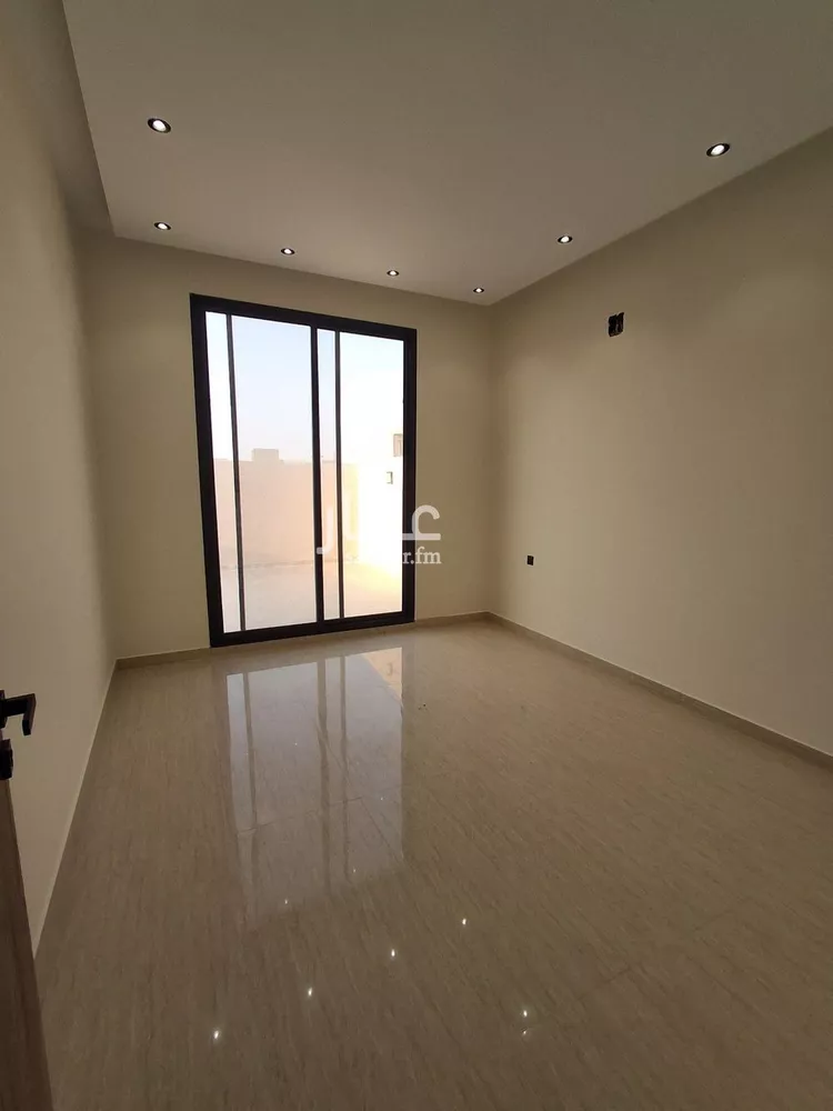 فيلا للبيع في شارع عمر بن عطاء, حي طويق, مدينة الرياض, منطقة الرياض صورة 2