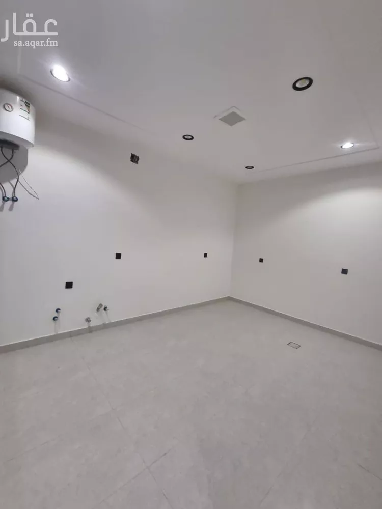 شقة للبيع في شارع هارون الصحراوي, حي عكاظ, مدينة الرياض, منطقة الرياض صورة 4