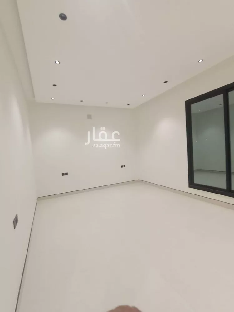 فيلا للبيع في شارع رفاعة ابن وهب القرظي, حي الأندلس, مدينة المزاحمية, منطقة الرياض صورة 4