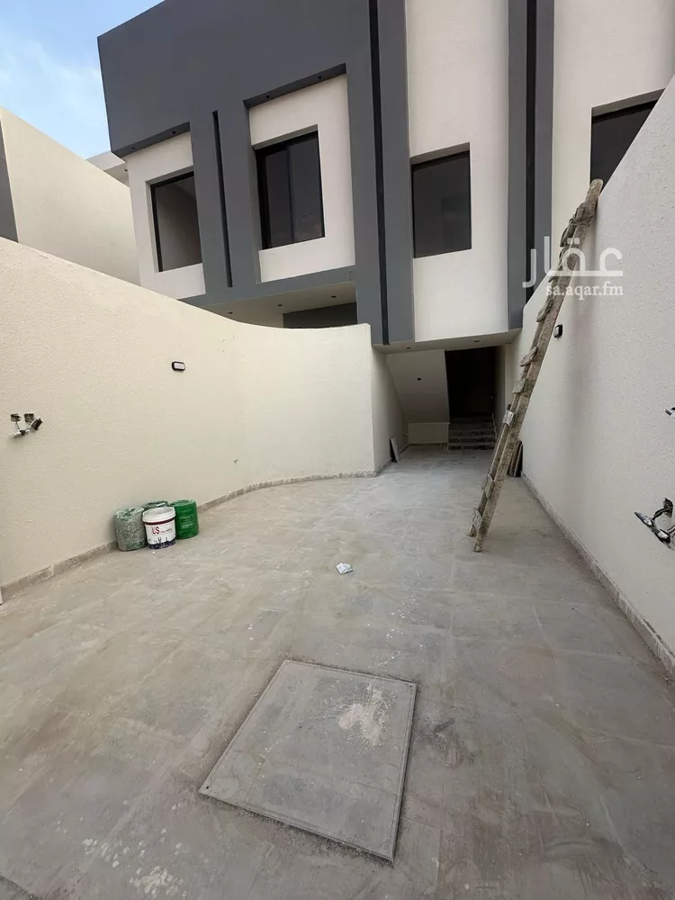 دور للبيع في شارع الفاخرة, حي عكاظ, مدينة الرياض, منطقة الرياض صورة 5