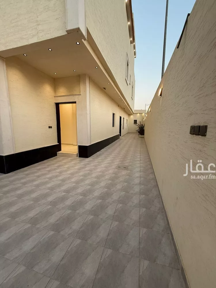 دور للبيع في شارع الرشدة, حي أحد, مدينة الرياض, منطقة الرياض صورة 2