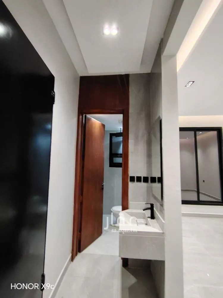 دور للبيع في شارع جعفر القالي, حي طويق, مدينة الرياض, منطقة الرياض صورة 4