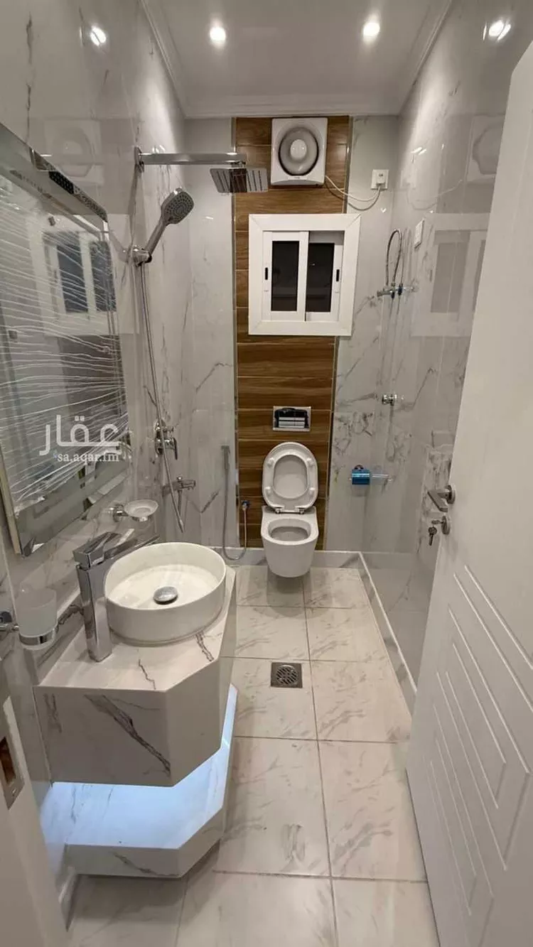 شقة للإيجار في شارع عقيد بن جليس ، حي الزهراء ، جدة ، جدة صورة 3