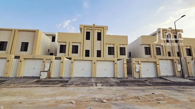 دور للبيع في شارع أبان بن صالح, حي عكاظ, مدينة الرياض, منطقة الرياض