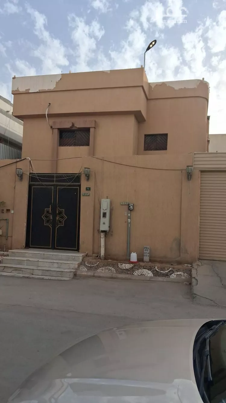 فيلا للبيع في شارع القاسمي, حي المصيف, مدينة الرياض, منطقة الرياض 1 صورة