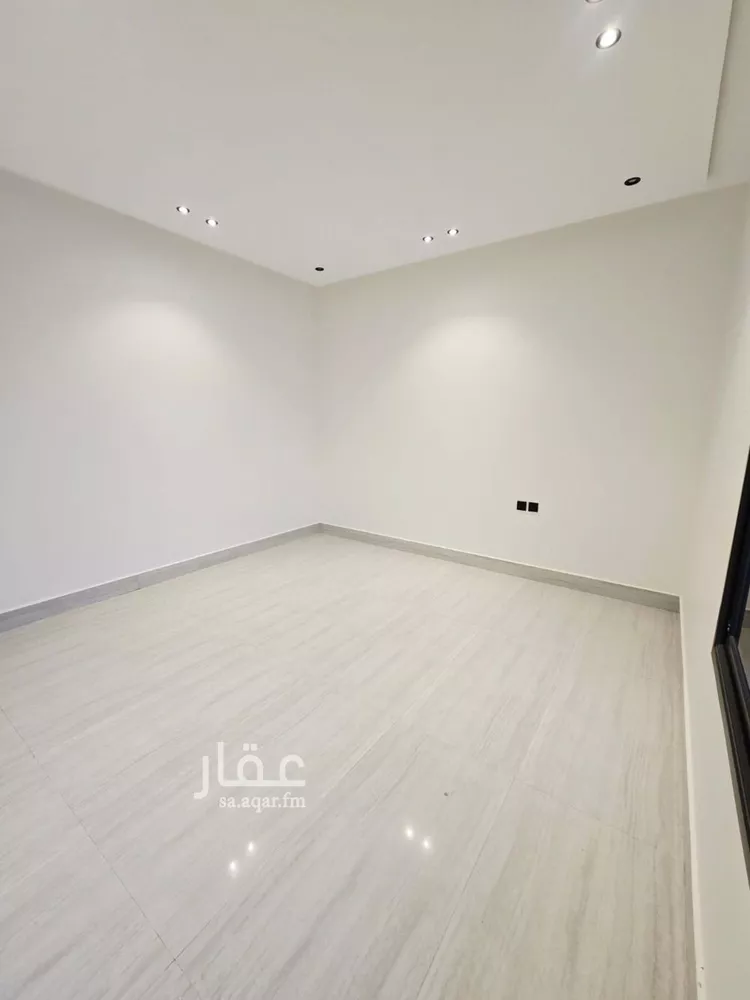 فيلا للبيع في شارع عقرباء 192, حي عقرباء, مدينة الجبيلة, منطقة الرياض صورة 2