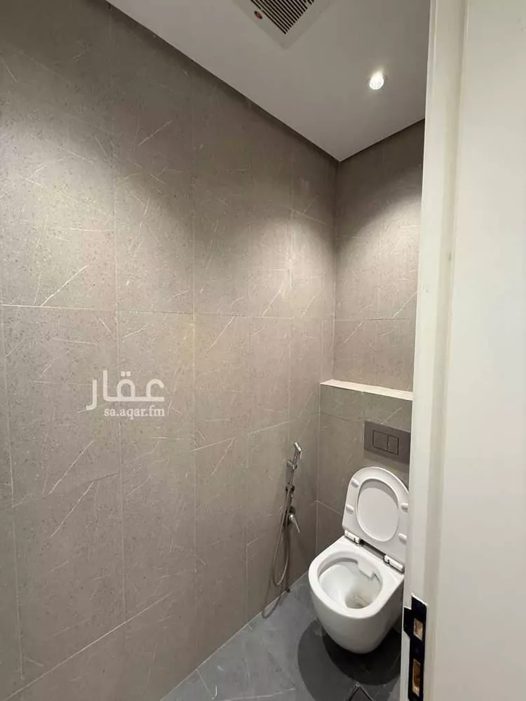 شقة للإيجار في شارع الأمير فيصل بن سعد بن سعود, حي الملك فيصل, مدينة الرياض, منطقة الرياض صورة 5