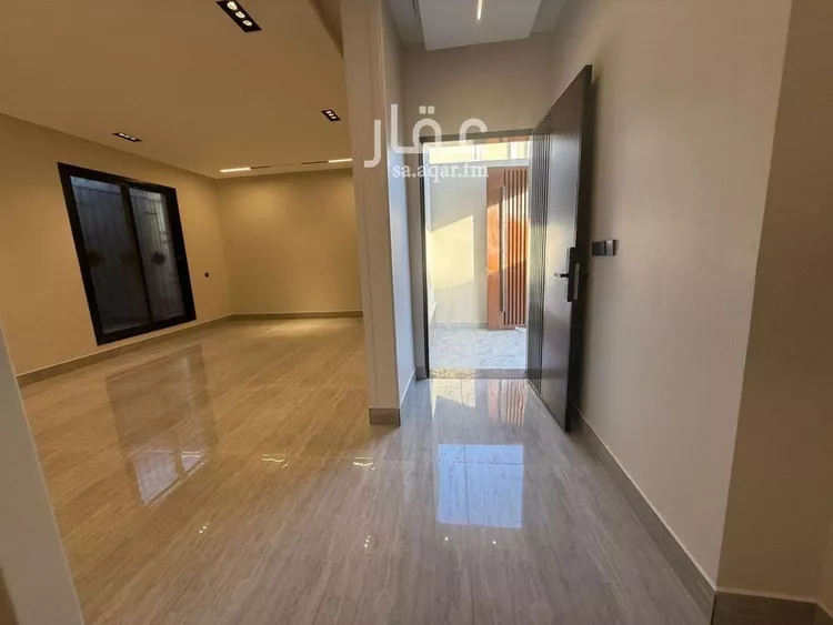فيلا للبيع في شارع خرزة, حي الرمال, مدينة الرياض, منطقة الرياض صورة 4
