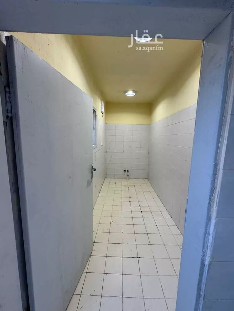 عمارة للبيع في شارع ابن زهرة, حي العمل, مدينة الرياض, منطقة الرياض 9