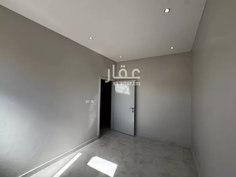 عمارة للبيع في شارع الأخضر بن علي, حي منفوحة, مدينة الرياض, منطقة الرياض صورة 5