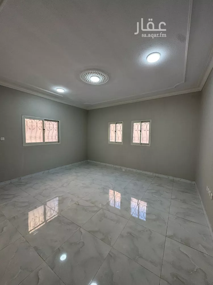 عمارة للإيجار في شارع يوسف بن الطفيل, حي البطحاء, مدينة الرياض, منطقة الرياض صورة 5