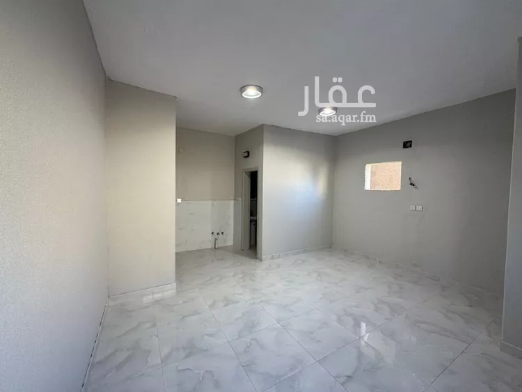 عمارة للبيع في شارع سليمان بن مهران, حي العمل, مدينة الرياض, منطقة الرياض صورة 5