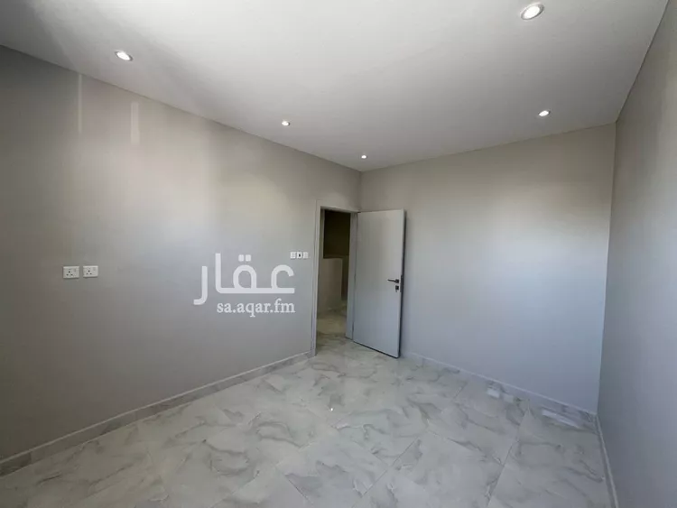 عمارة للبيع في شارع الأخضر بن علي, حي منفوحة, مدينة الرياض, منطقة الرياض صورة 4