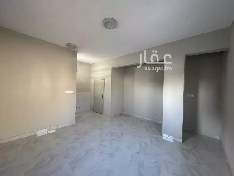 عمارة للبيع في شارع سليمان بن مهران, حي العمل, مدينة الرياض, منطقة الرياض 9