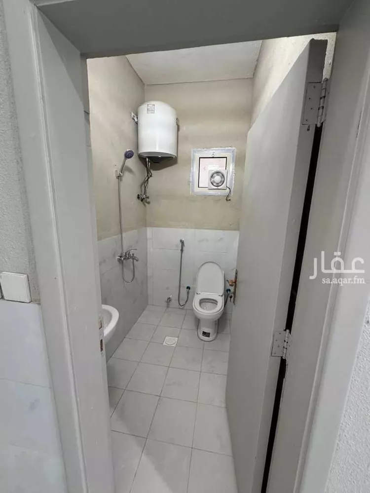 عمارة للبيع في شارع سليمان بن مهران, حي العمل, مدينة الرياض, منطقة الرياض 6