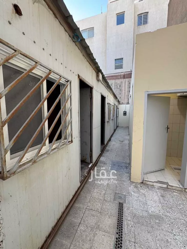 عمارة للبيع في شارع ابن زهرة, حي العمل, مدينة الرياض, منطقة الرياض صورة 4