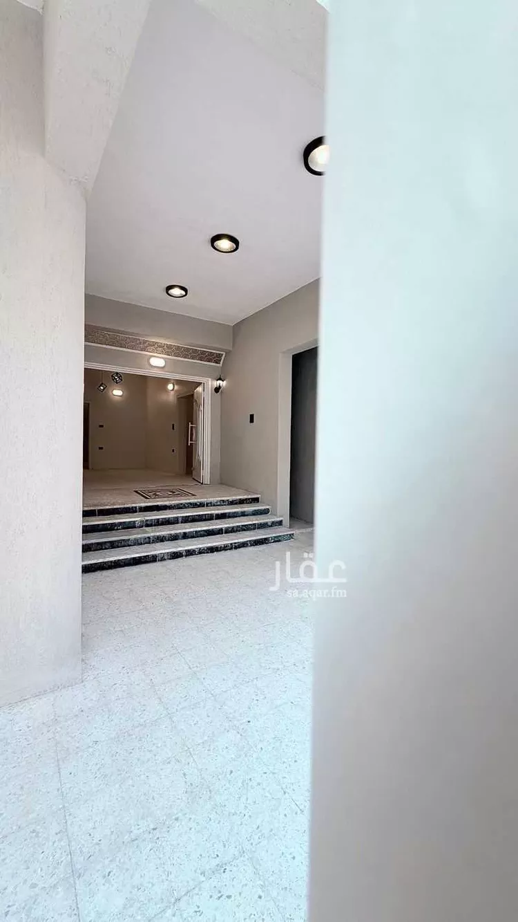 عمارة للبيع في شارع البحاري, حي العمرة, مدينة مكة المكرمة, منطقة مكة المكرمة 8