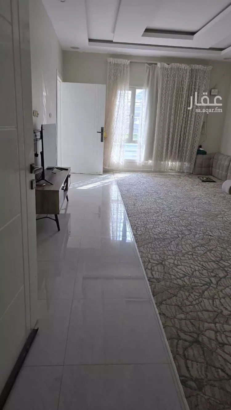 دور للبيع في شارع جندب البجلي, حي الصقور, مدينة الاحساء, المنطقة الشرقية صورة 5