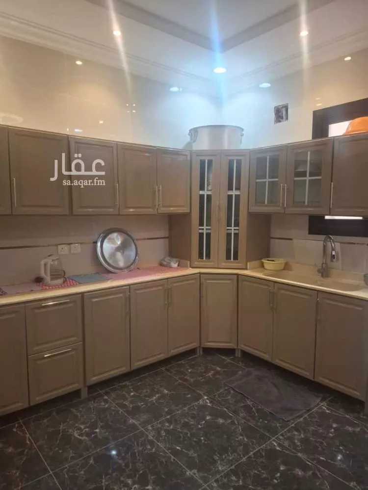 فيلا للإيجار في شارع لطف بن سعد السميني ، حي بدر ، الرياض ، منطقة الرياض صورة 4