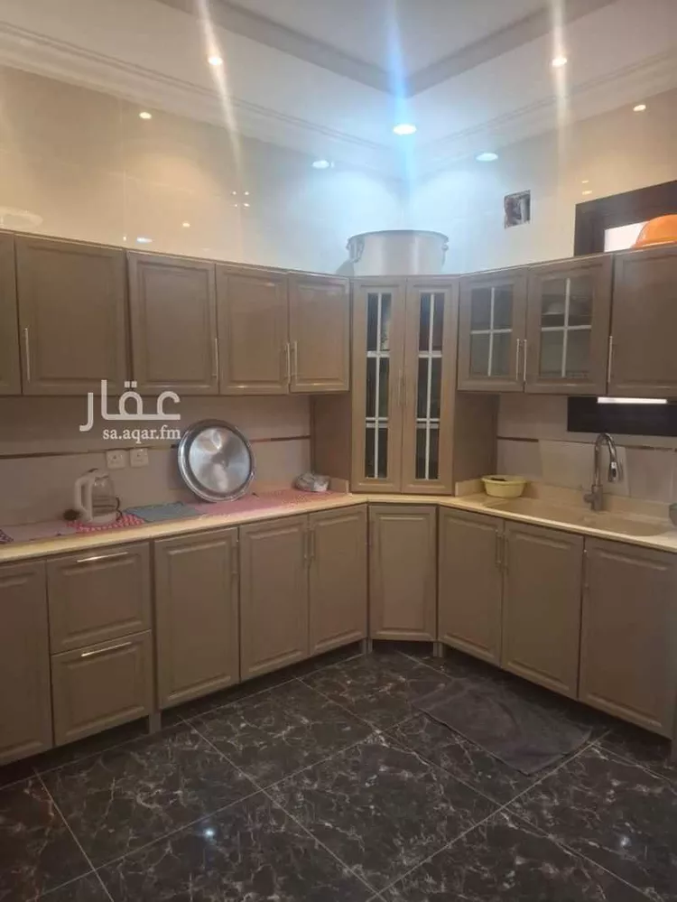 فيلا للإيجار في شارع لطف بن سعد السميني ، حي بدر ، الرياض ، منطقة الرياض صورة 3
